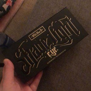 Kat von D Beauty Shade + Light Eye Contour Palette